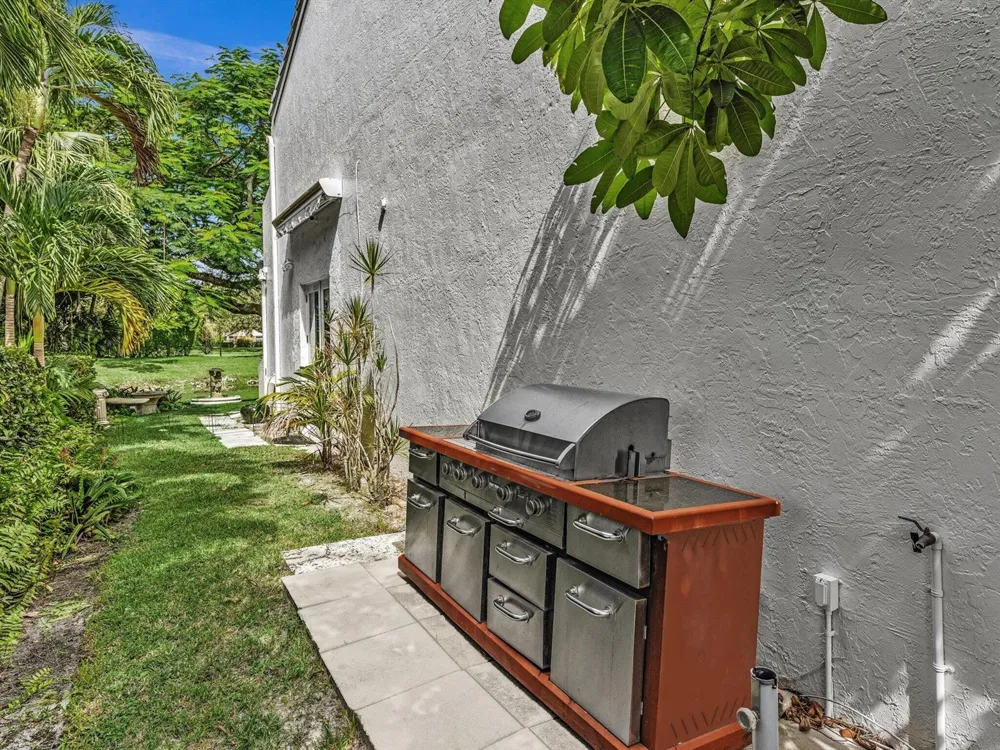 1970 CANTERBURY CIRCLE #1970 Wellington, FL 33414