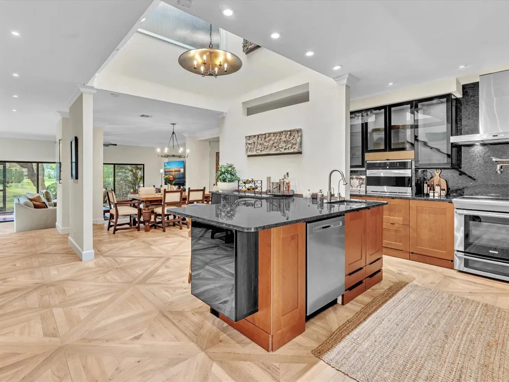 1970 CANTERBURY CIRCLE #1970 Wellington, FL 33414