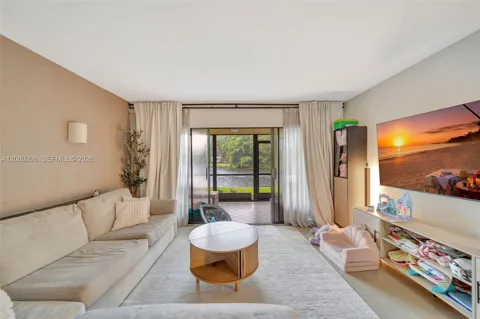 1706 Hammock Blvd #110