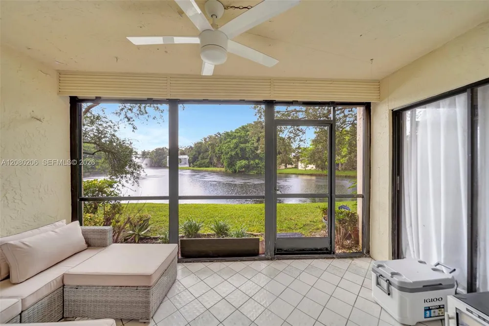 1706 Hammock Blvd #110 Coconut Creek, FL 33063