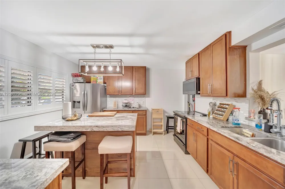 1706 Hammock Blvd #110 Coconut Creek, FL 33063