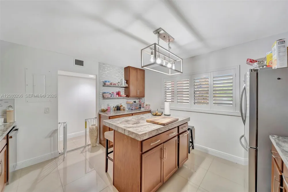 1706 Hammock Blvd #110 Coconut Creek, FL 33063