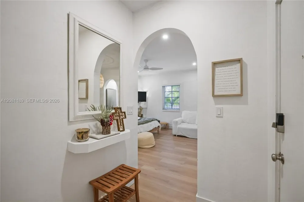 750 Espanola Way #6 Miami Beach, FL 33139
