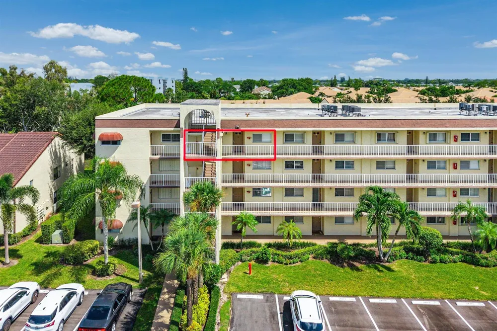 4735 LUCERNE LAKES BOULEVARD E #402 Lake Worth, FL 33467