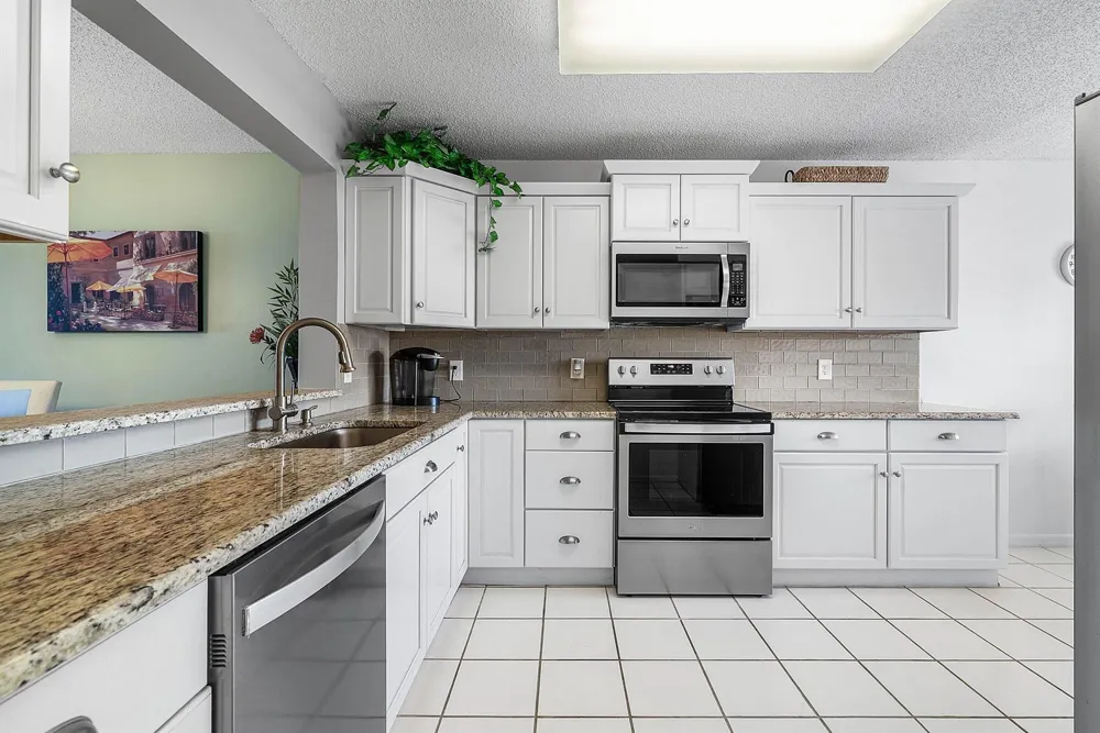 4735 LUCERNE LAKES BOULEVARD E #402 Lake Worth, FL 33467