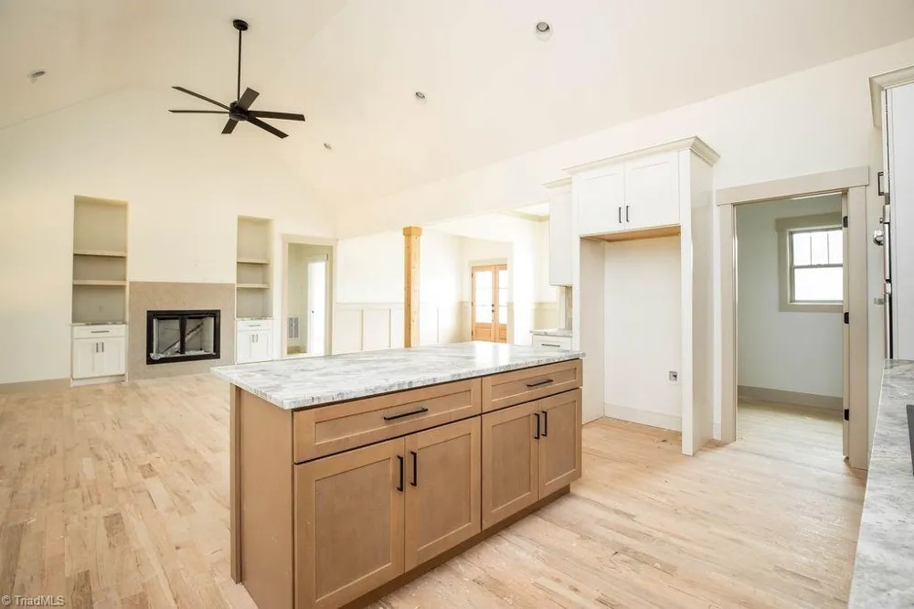 2921 Reginas Way Randleman, NC 27317