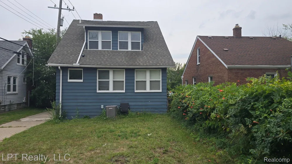 1723 Beaufield Street Ferndale City, MI 48220