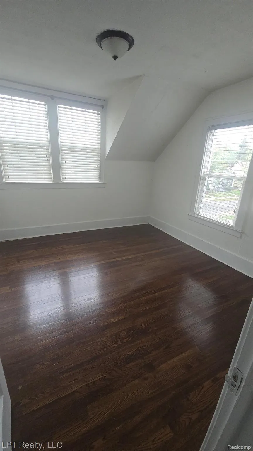 1723 Beaufield Street Ferndale City, MI 48220