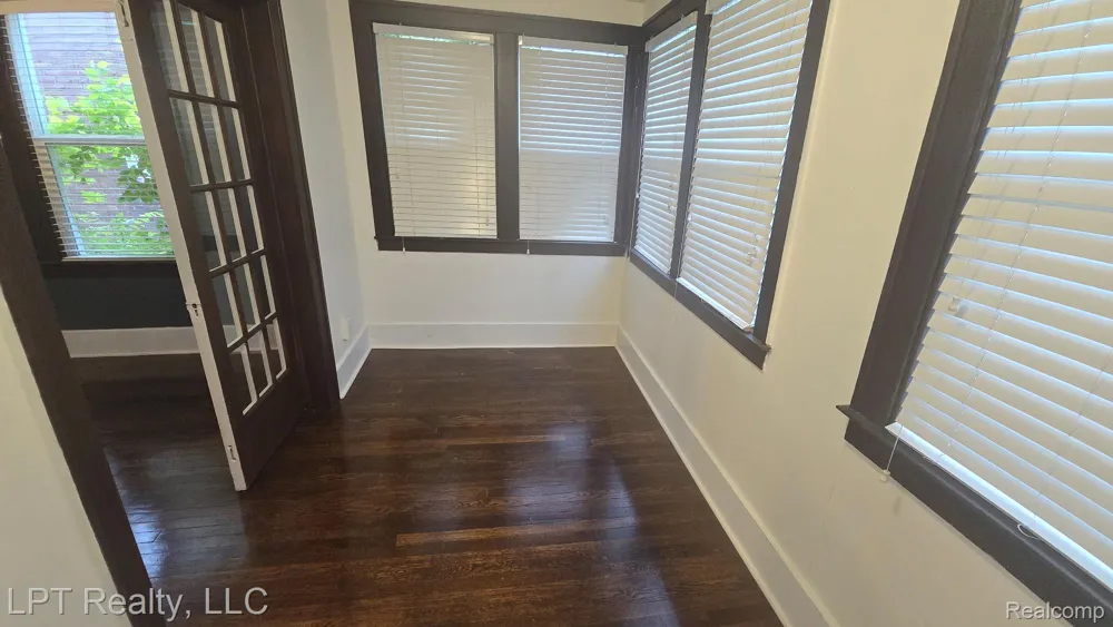 1723 Beaufield Street Ferndale City, MI 48220