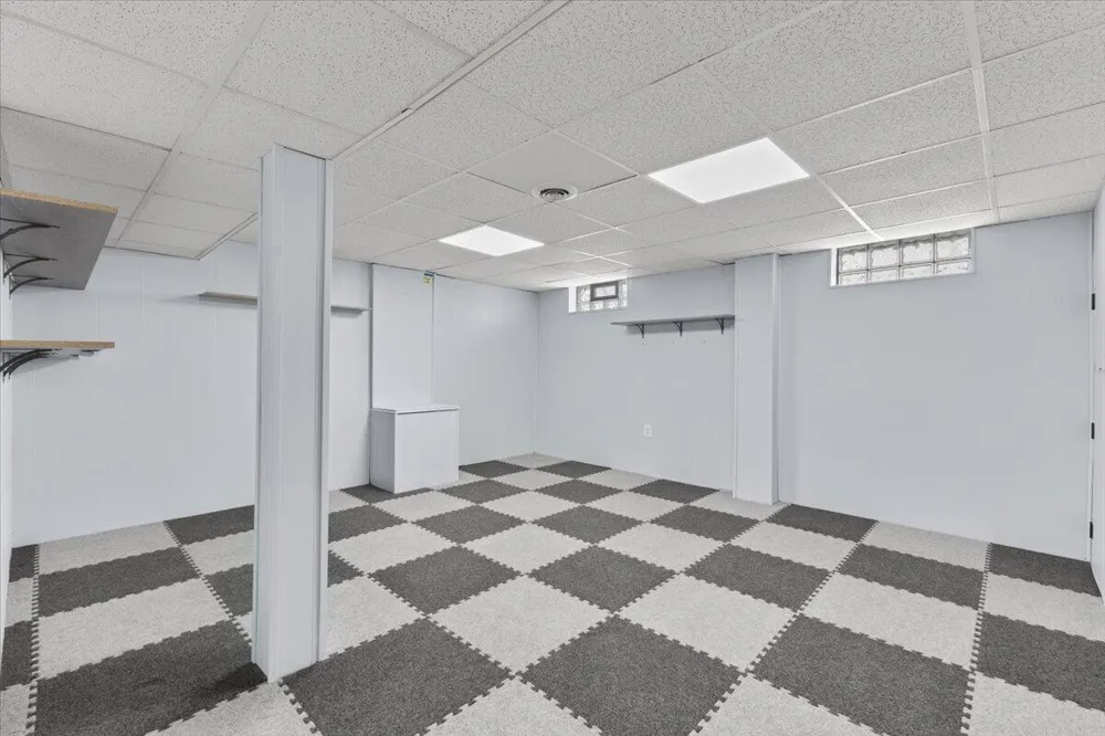 2236 Tyler Avenue Berkley City, MI 48072