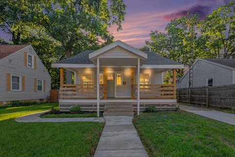 2928 Lemuel Street
