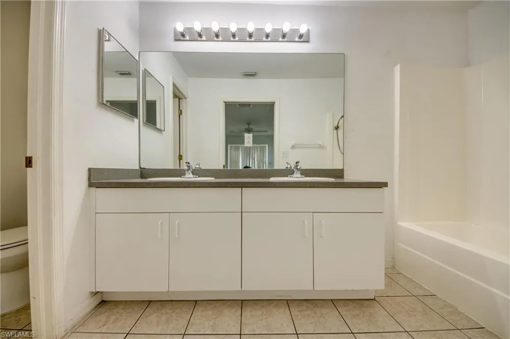2114 SW 39th Street Cape Coral, FL 33914