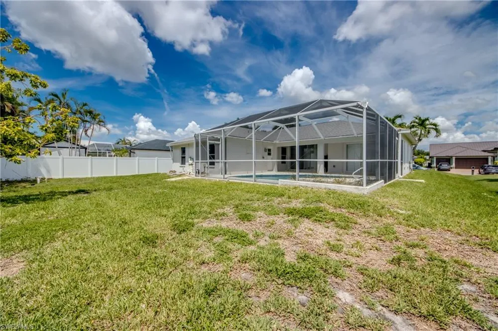 2114 SW 39th Street Cape Coral, FL 33914