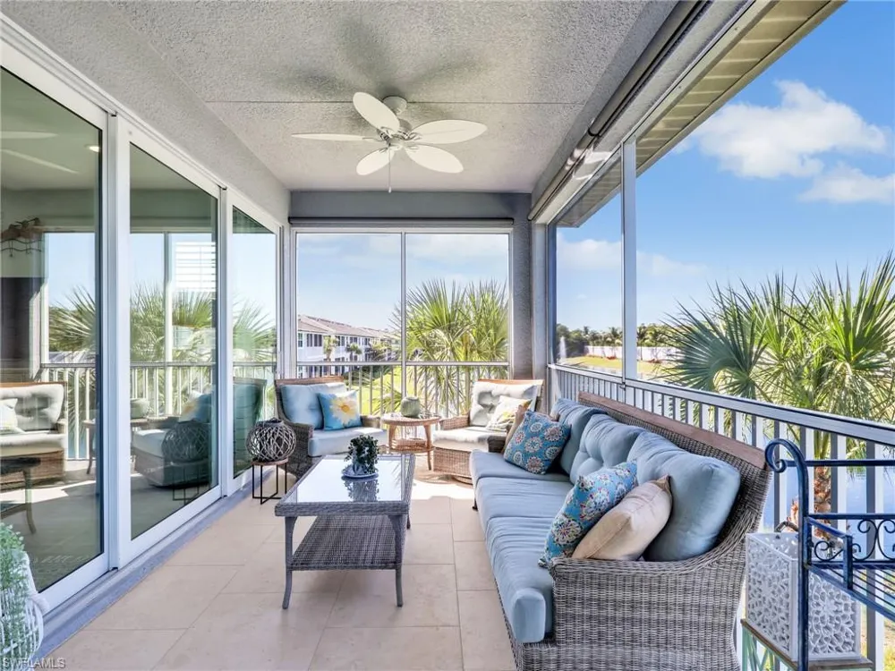 2543 Seychelles Drive #605 Naples, FL 34112