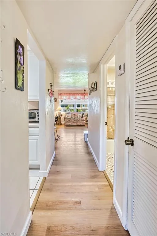 601 Periwinkle Way #D-7 Sanibel, FL 33957