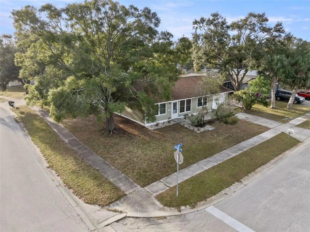 6500 BRIAR RIDGE COURT Pinellas Park, FL 33782