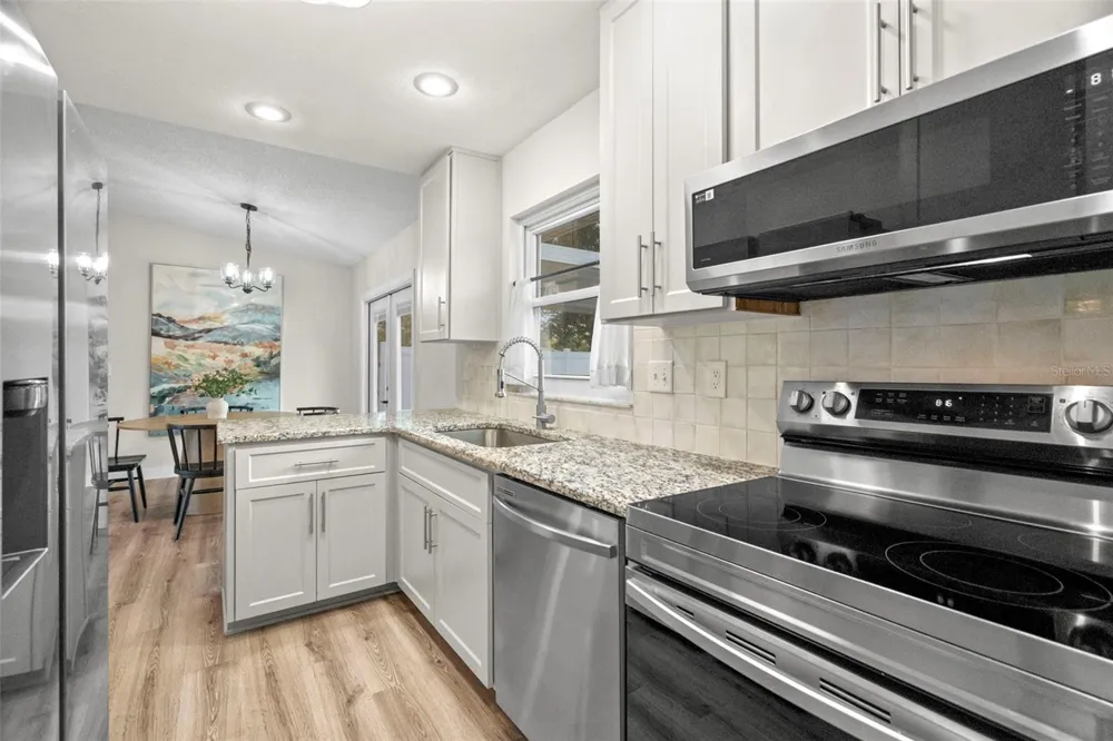 6500 BRIAR RIDGE COURT Pinellas Park, FL 33782
