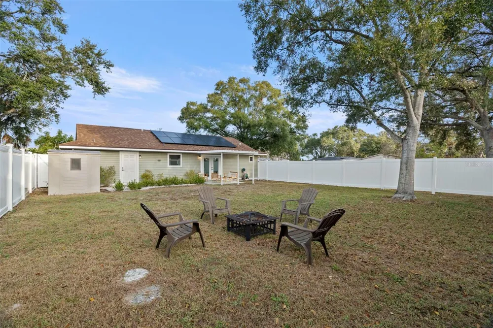 6500 BRIAR RIDGE COURT Pinellas Park, FL 33782