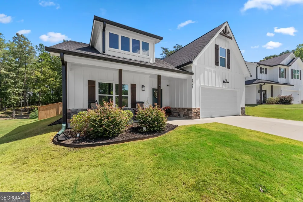 6588 River Station DR Lula, GA 30554