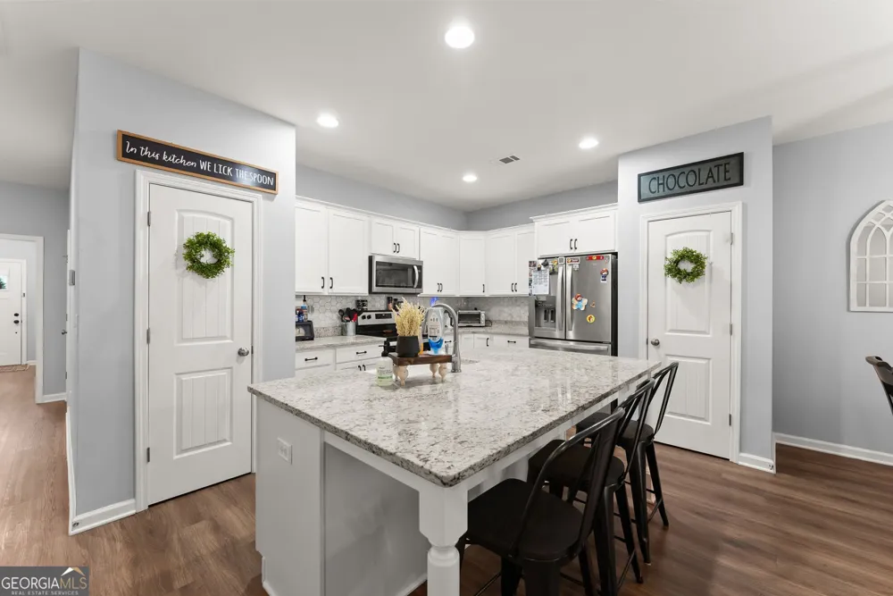 6588 River Station DR Lula, GA 30554