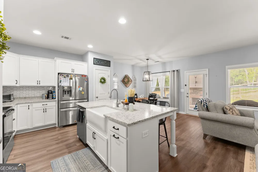 6588 River Station DR Lula, GA 30554