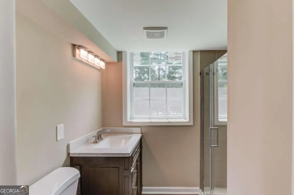4461 S Roberts DR Sugar Hill, GA 30518