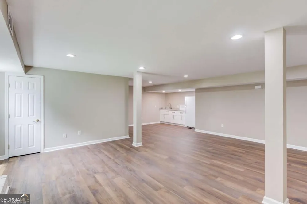 4461 S Roberts DR Sugar Hill, GA 30518