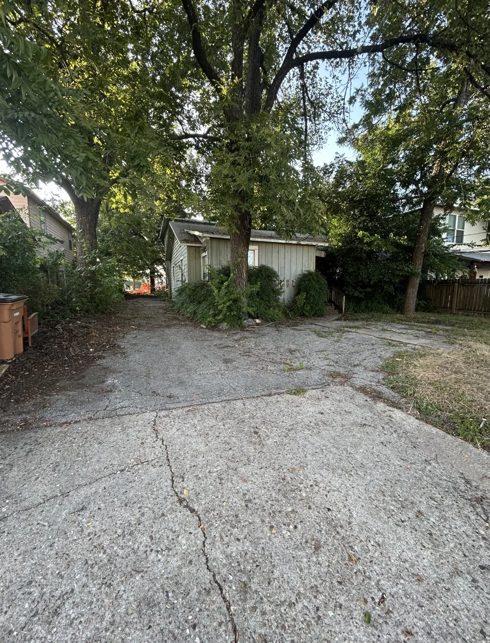 4701 Harmon Avenue Austin, TX 78751