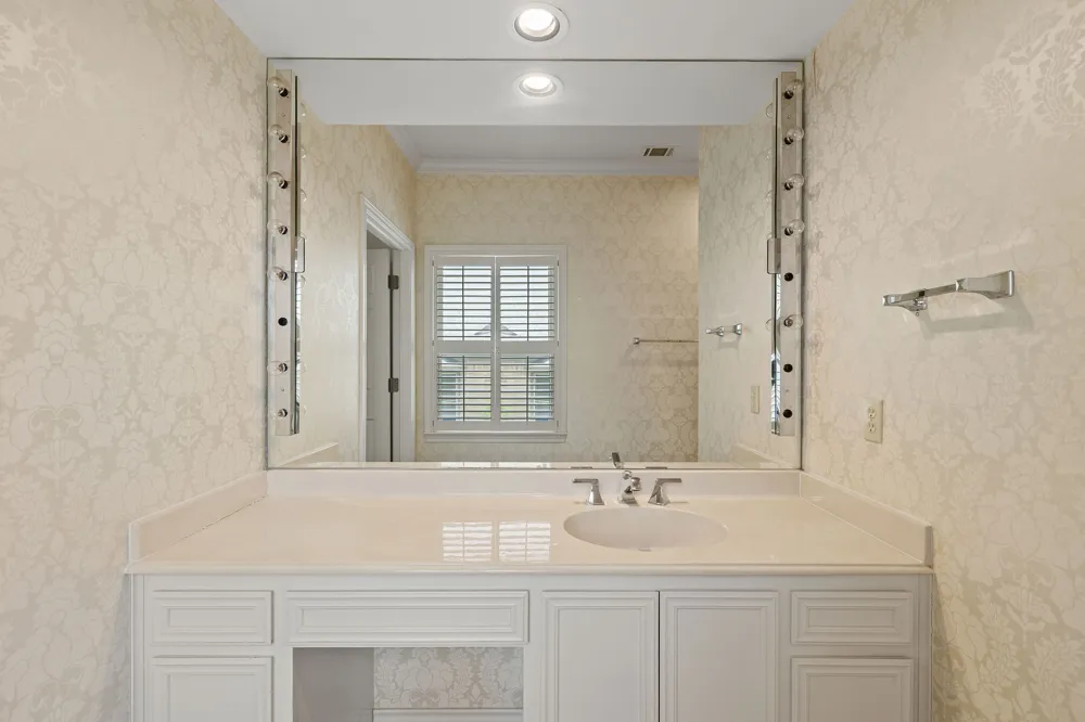 2834 Montebello Road #B11 Austin, TX 78746