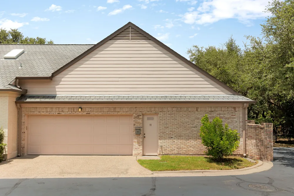2834 Montebello Road #B11 Austin, TX 78746