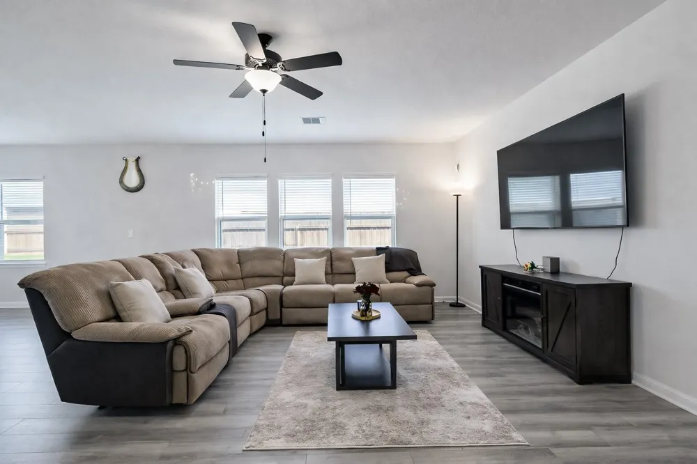940 Paddock Lane Georgetown, TX 78626