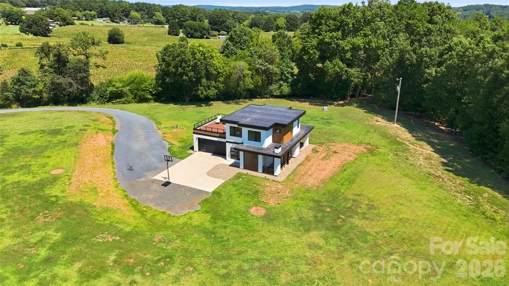 32492 Hugh Road Albemarle, NC 28001
