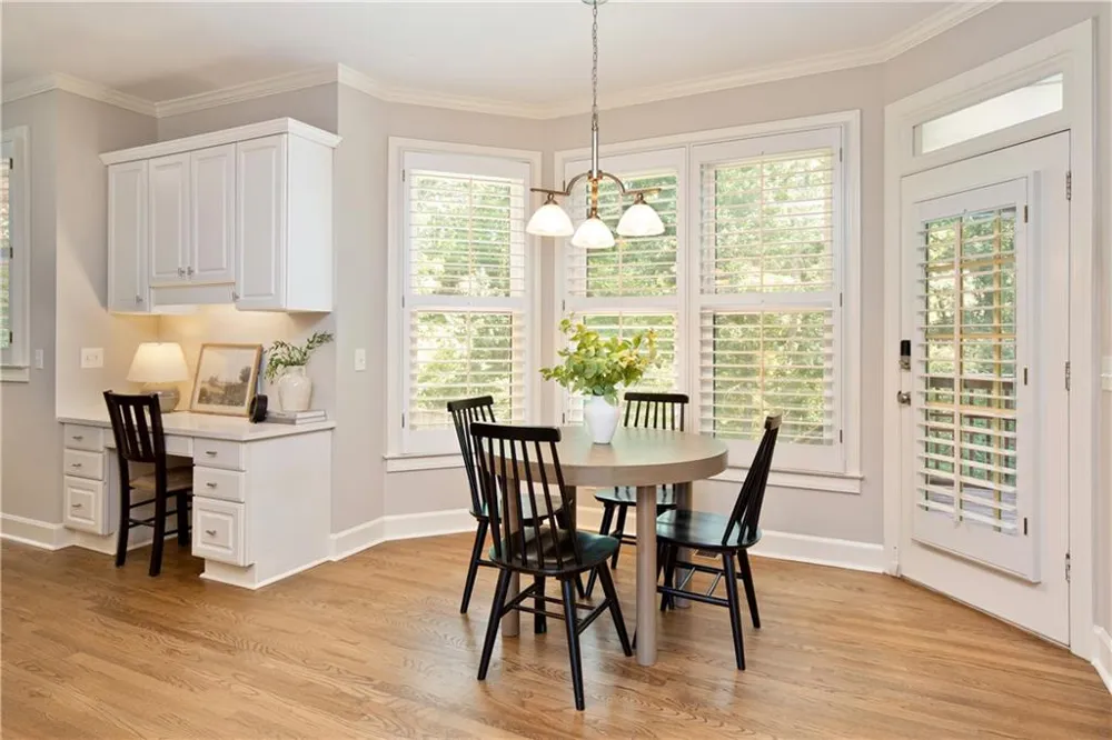 1175 Jennifer Oaks Drive Alpharetta, GA 30004