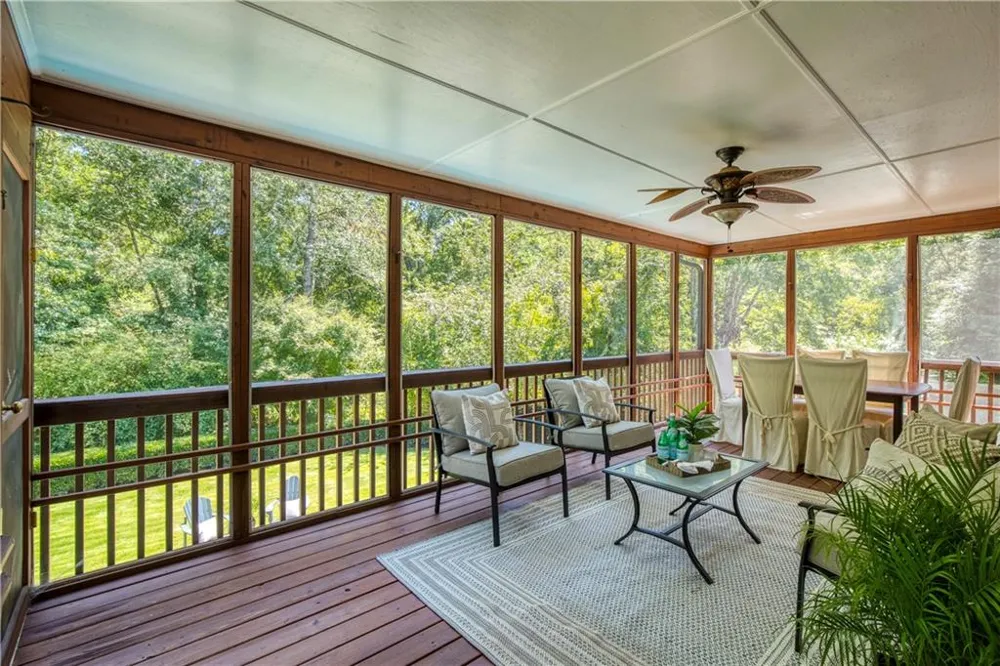 1175 Jennifer Oaks Drive Alpharetta, GA 30004