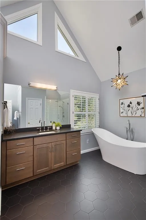 1175 Jennifer Oaks Drive Alpharetta, GA 30004