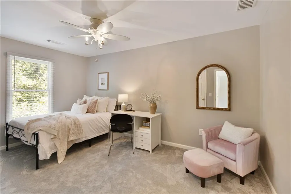 1175 Jennifer Oaks Drive Alpharetta, GA 30004