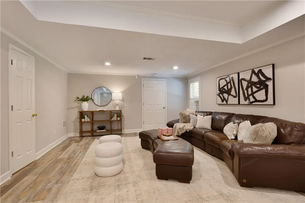 1175 Jennifer Oaks Drive Alpharetta, GA 30004