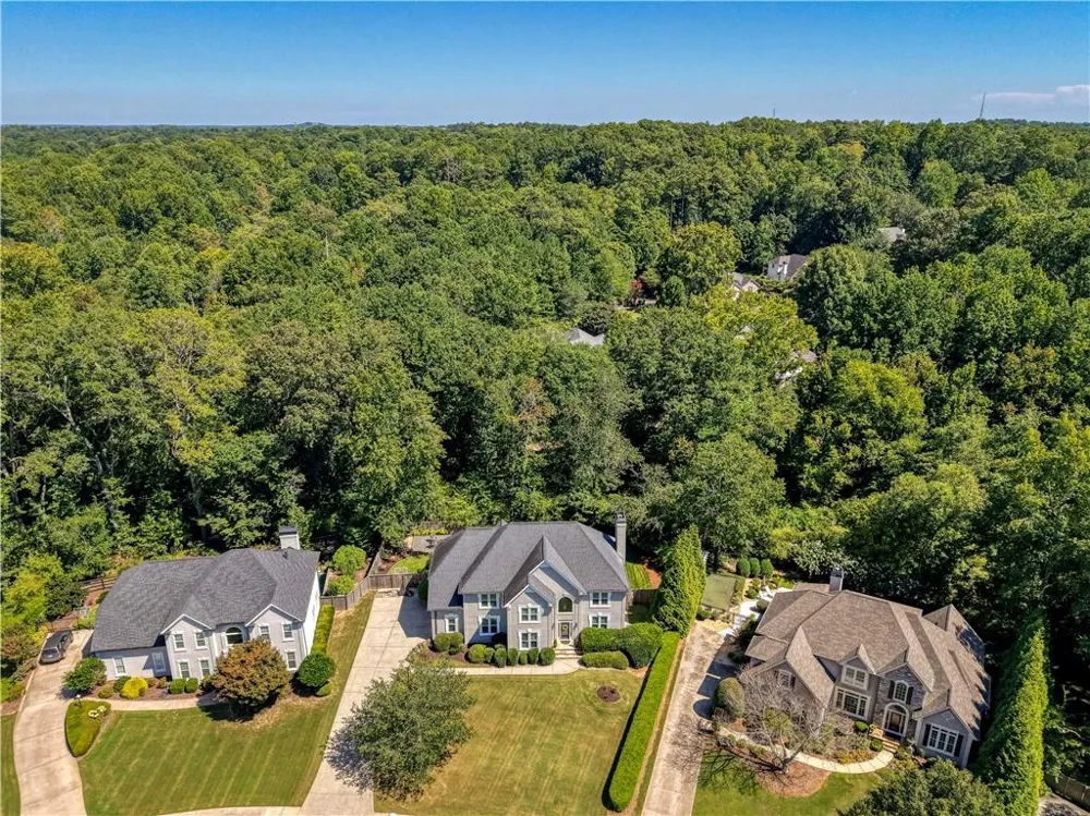 1175 Jennifer Oaks Drive Alpharetta, GA 30004