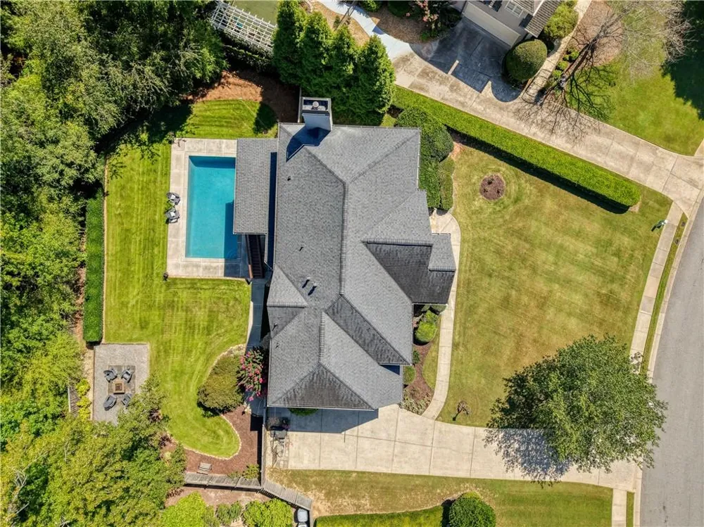 1175 Jennifer Oaks Drive Alpharetta, GA 30004