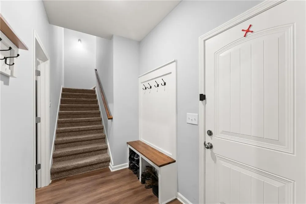 6588 River Station Drive Lula, GA 30554