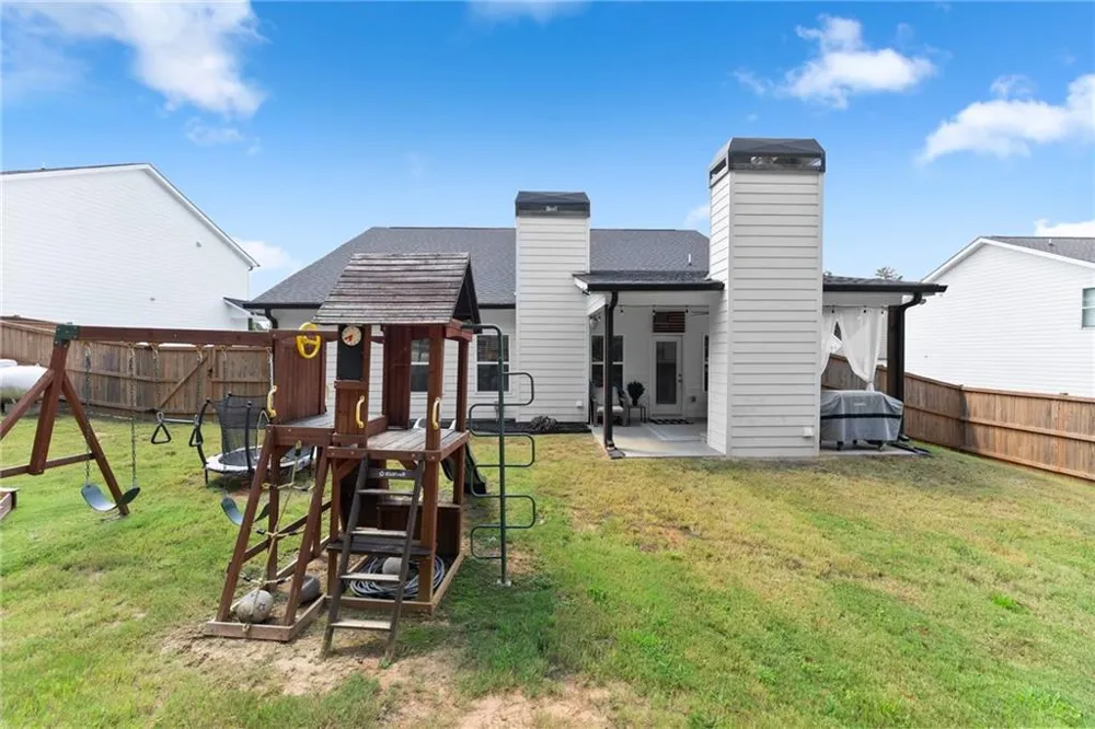 6588 River Station Drive Lula, GA 30554