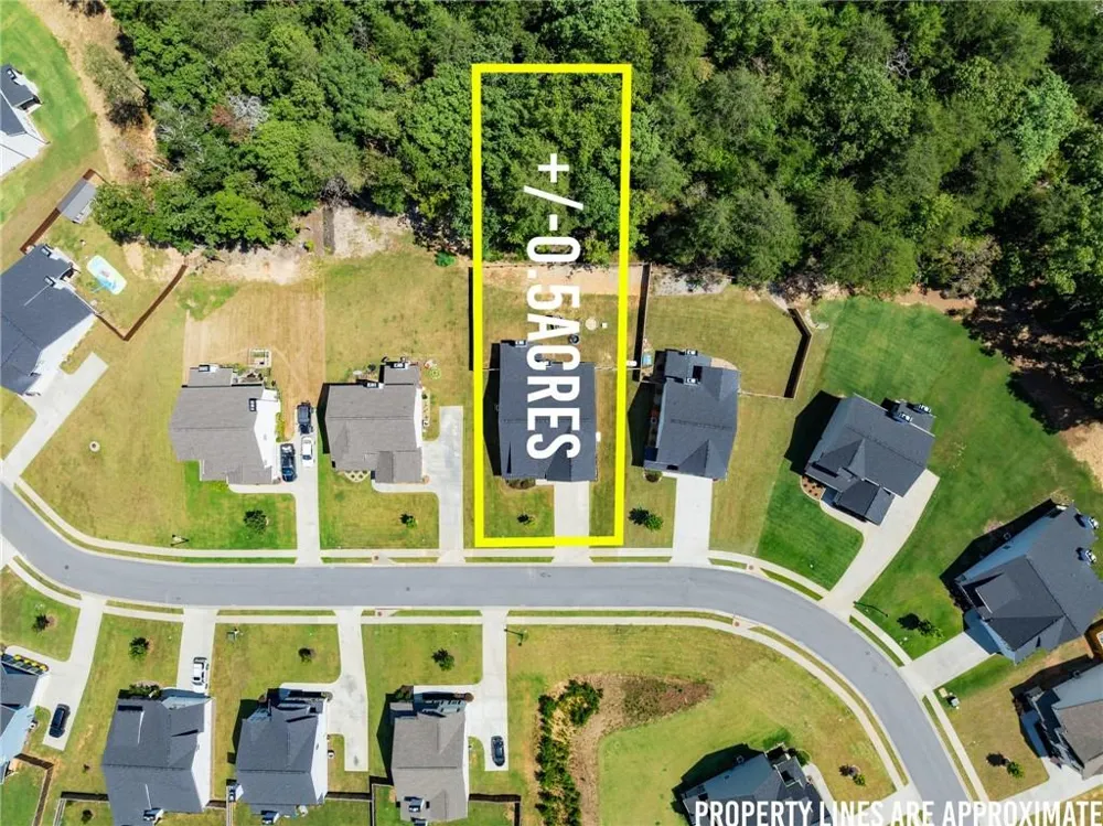 6588 River Station Drive Lula, GA 30554