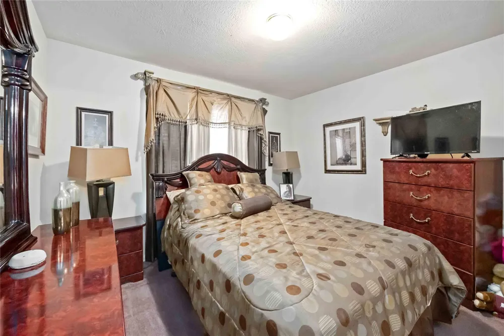 602 Beverly Circle Stafford, TX 77477