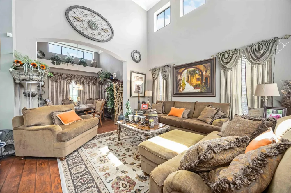 602 Beverly Circle Stafford, TX 77477