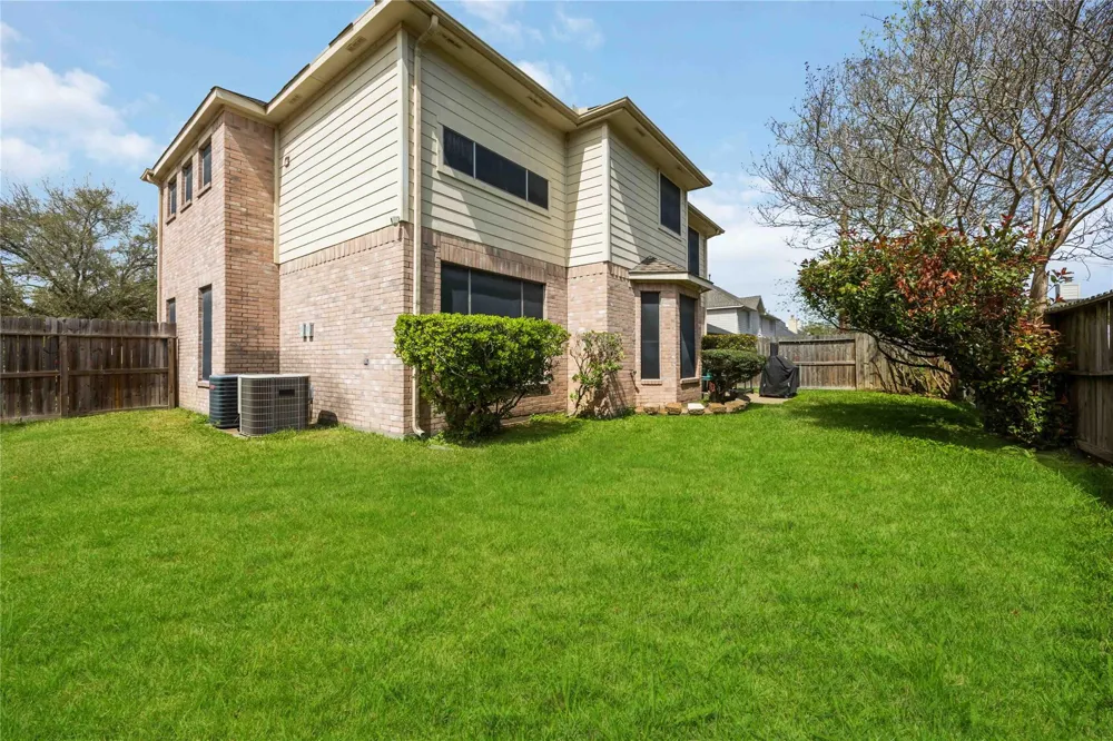 602 Beverly Circle Stafford, TX 77477