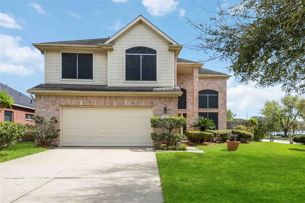 602 Beverly Circle Stafford, TX 77477
