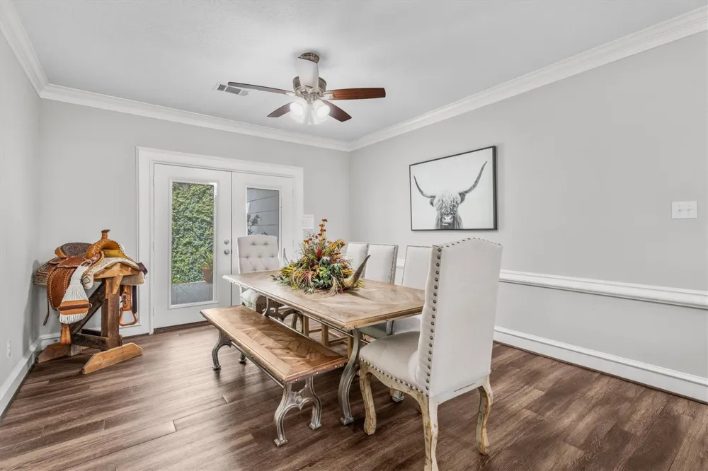 5706 Glen Mist Lane Houston, TX 77069