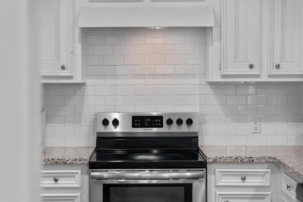 5706 Glen Mist Lane Houston, TX 77069