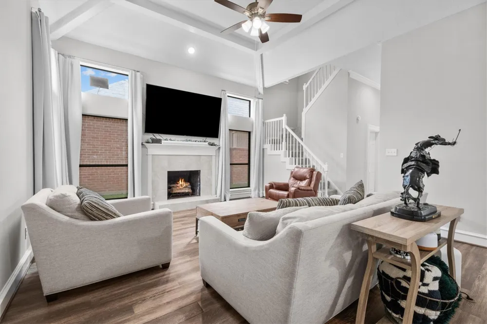 5706 Glen Mist Lane Houston, TX 77069