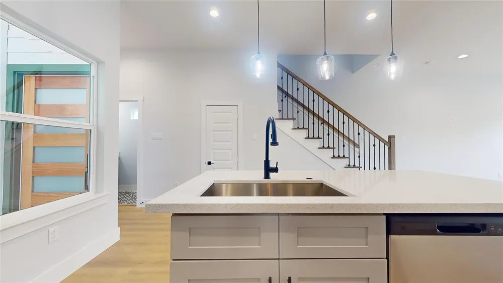 12242 Kirkgard Houston, TX 77045
